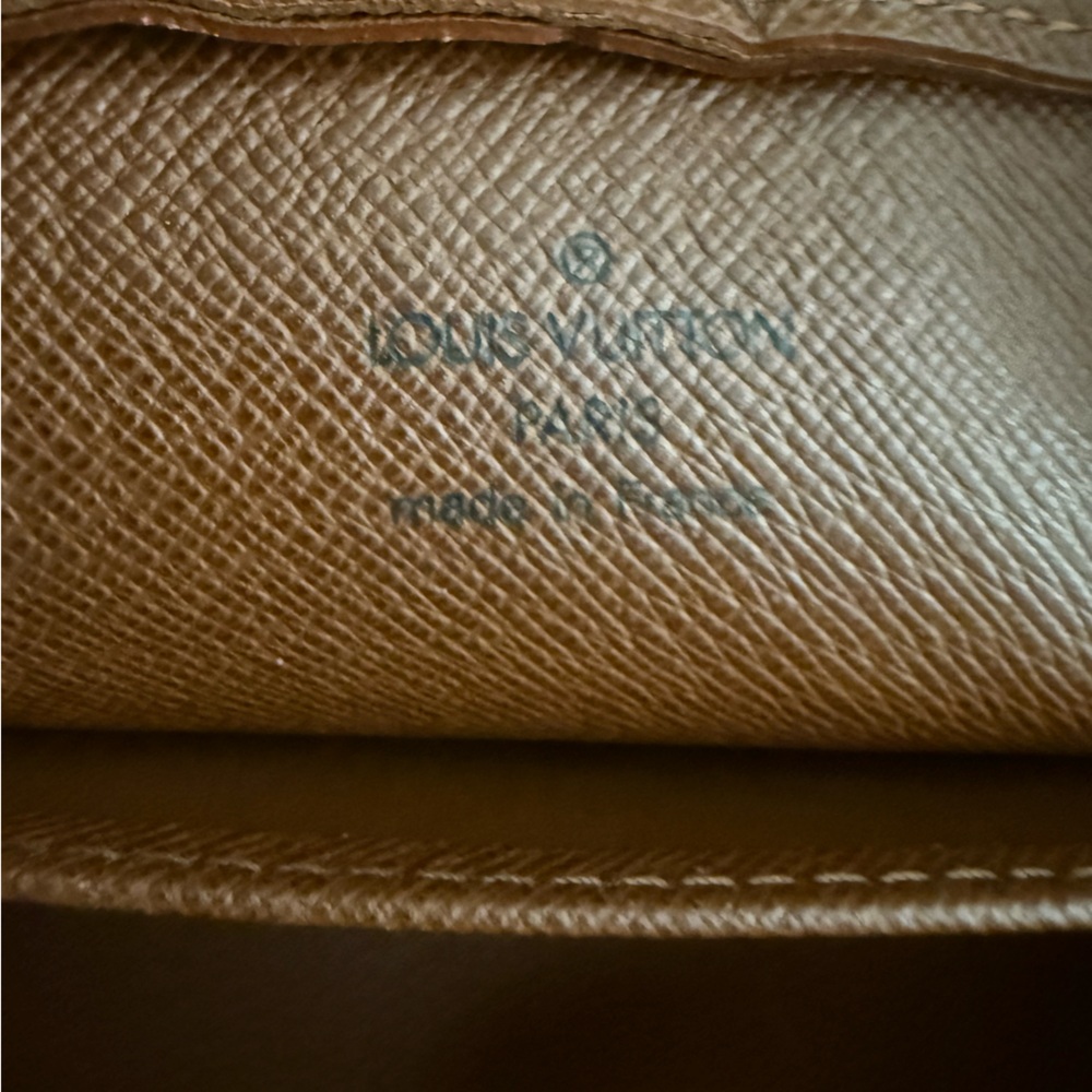 Louis Vuitton Pochette Orsay leather clutch bag ~ Never worn, VINTAGE - Picture 12 of 16